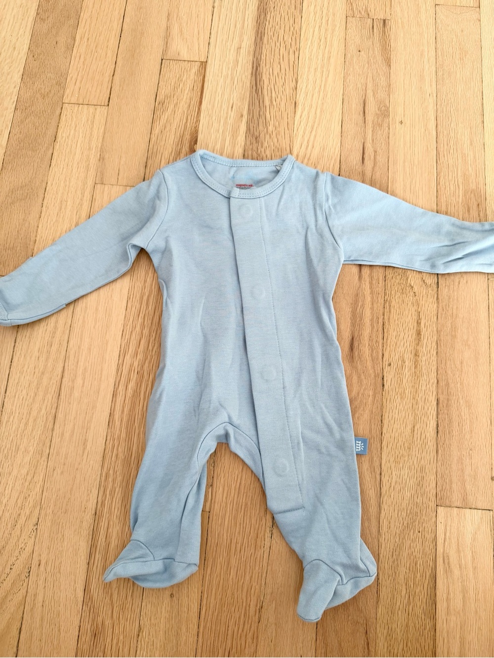 MAGNETIC ME sleeper
